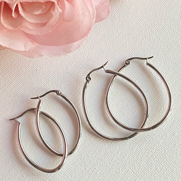 JCM STAINLESS STEEL Hoop Earrings. - Picture 2 of 5